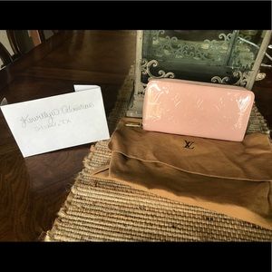 Louis Vuitton Vernis Rose Ballerine Zippy Wallet